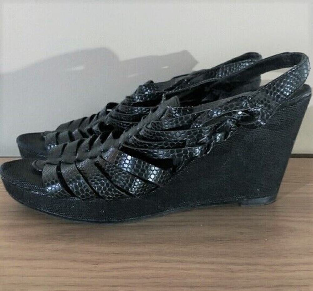 NY&C Black Wedges Wedge Sandals Size 7